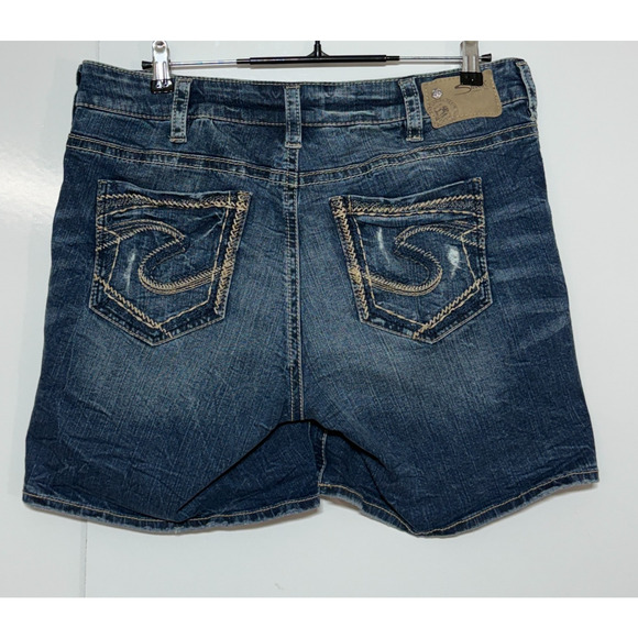 Silver Shorts Womens 16 Blue Fluid Denim Suki Mid Short Distressed Measures 36X7 - Picture 1 of 7